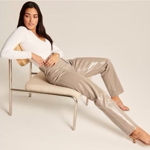 Abercrombie & Fitch 90s Straight Curve Love Patent Vegan Leather Pants 30/10 - Picture 2 of 14